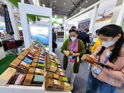 税惠护航，助力和田特色农产品闪耀亚欧博览会